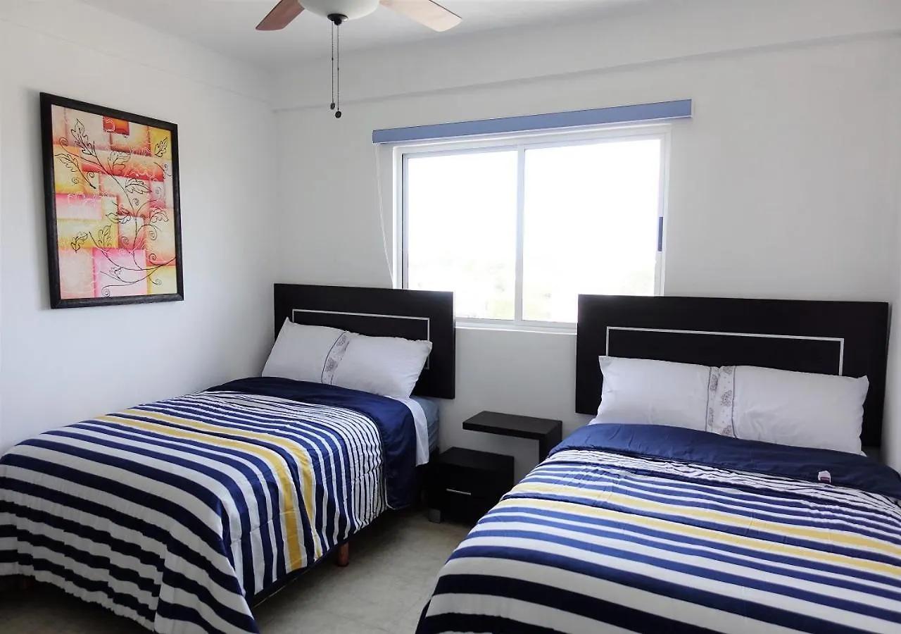 מלון דירות קנקון Liverte Downtown Apartments